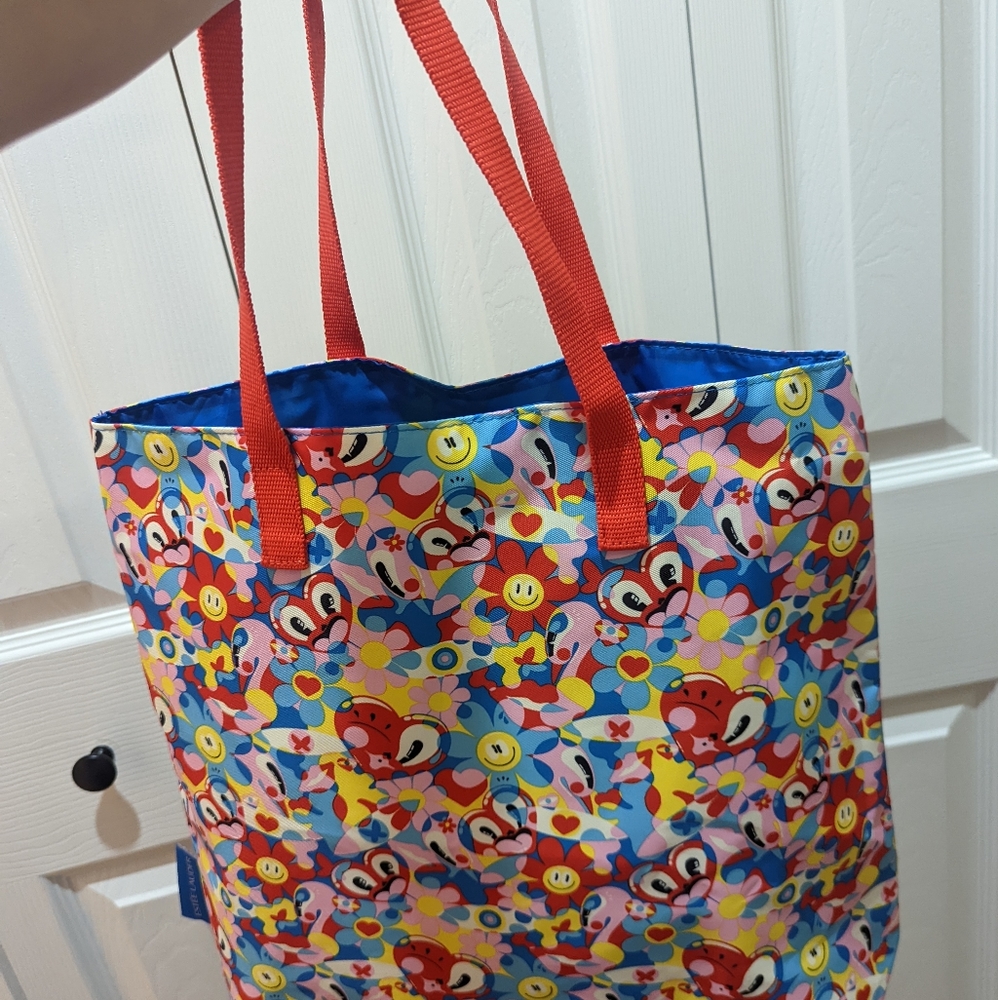 Estee Lauder bag